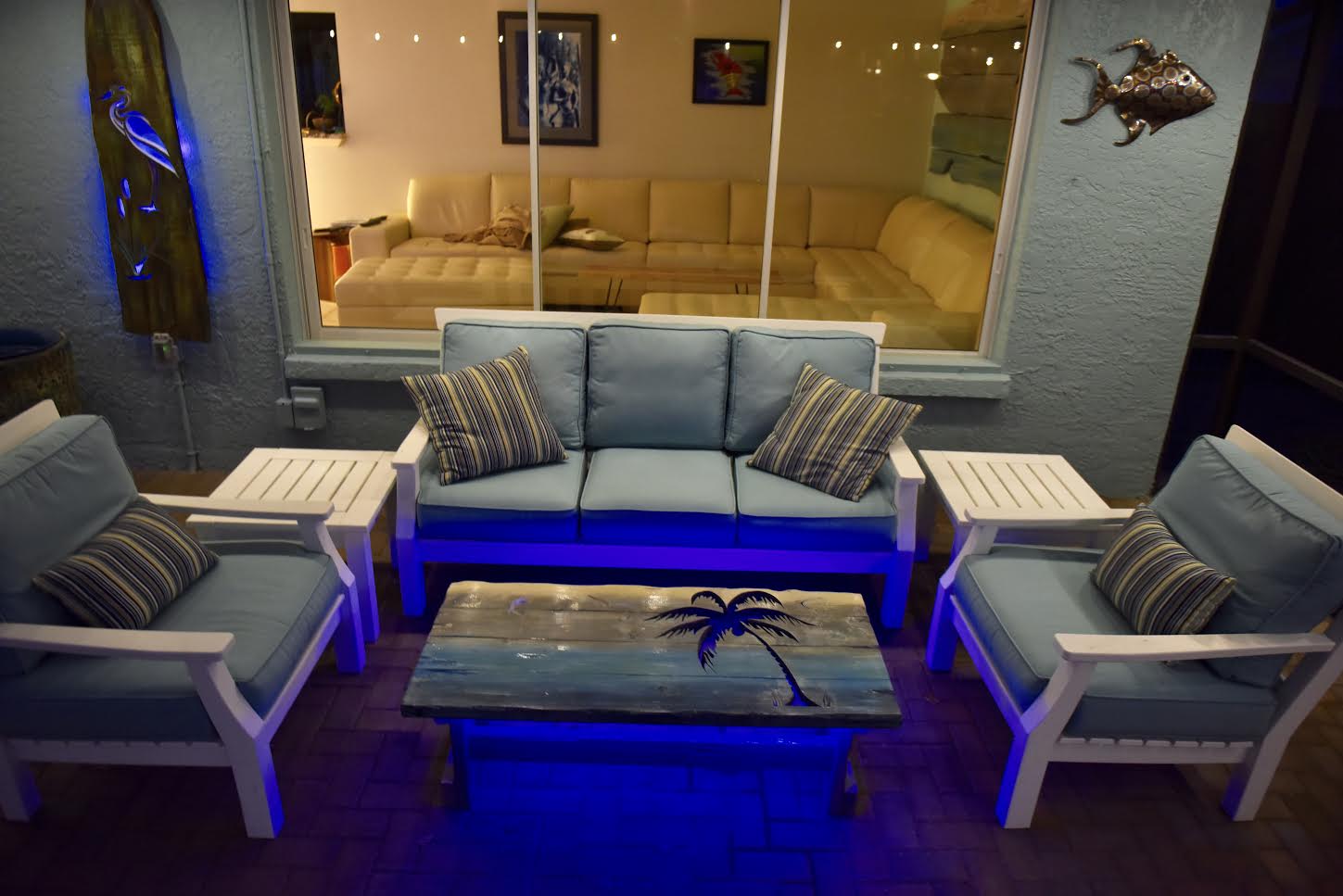 Island Time table with LED lights